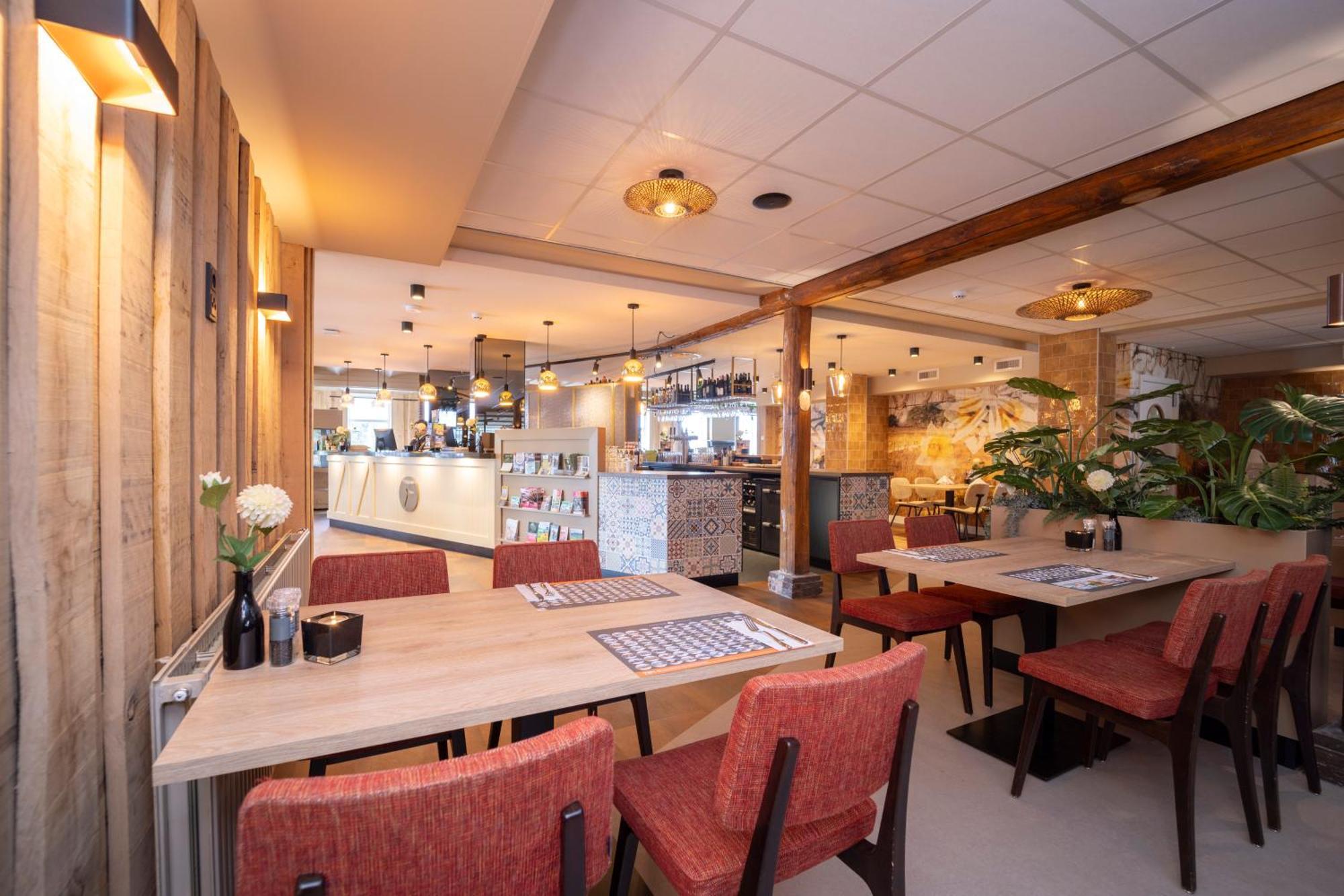 Fletcher Hotel-Restaurant De Borken Dwingeloo Esterno foto